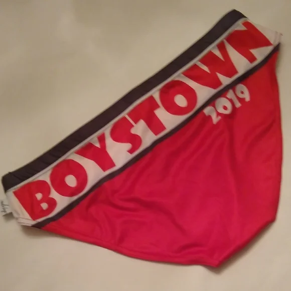 Holiday Swimsuit, Speedo Run - Picture 4 of 7